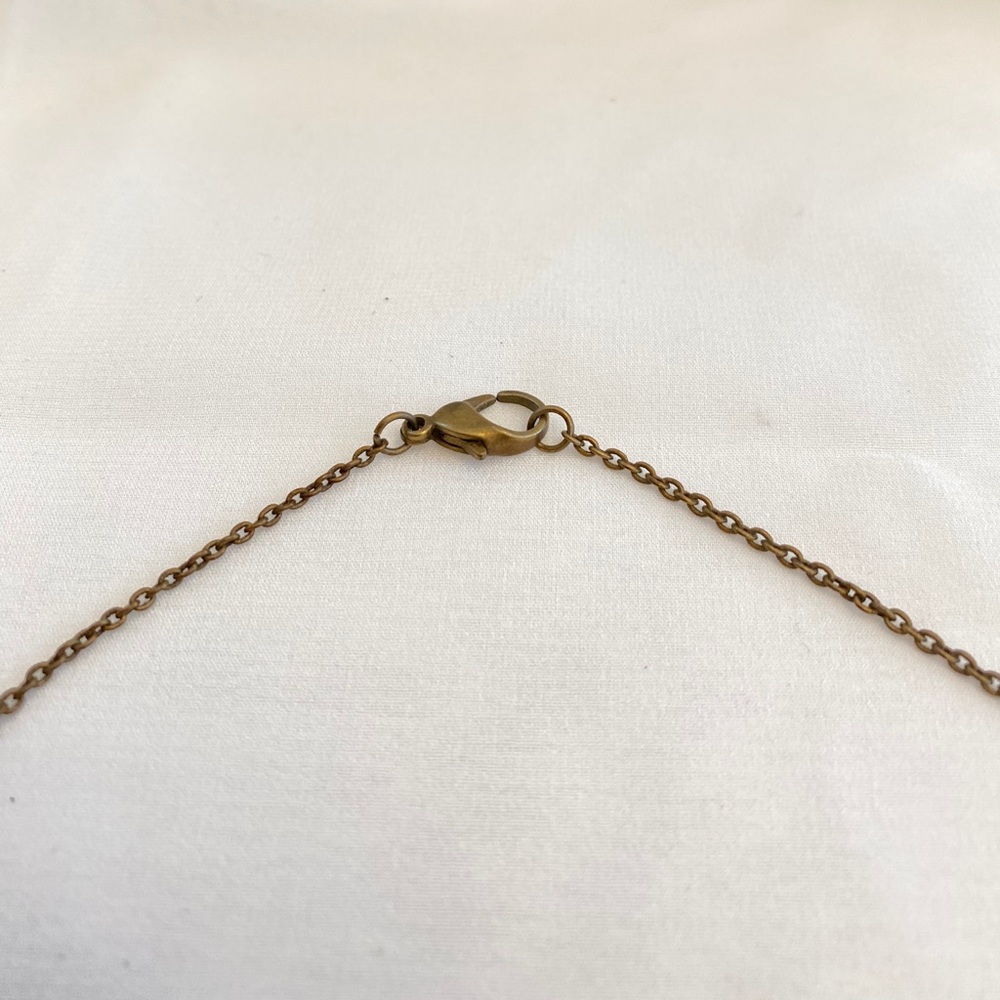 4/$25- Brass Tone Double Circle Necklace Jewelry - Picture 4 of 9